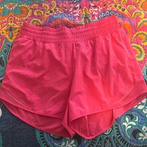 Lululemon hotty hots